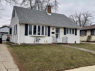 5902 46th Ave, Kenosha, WI 53144