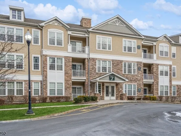 7303 Polk Dr #303, Rockaway Twp., NJ 07885