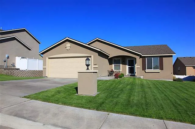 3209 Calder Ln photo 1