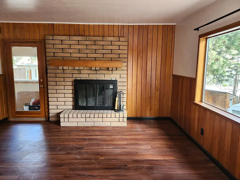 230 Logging Rd — Photo 4