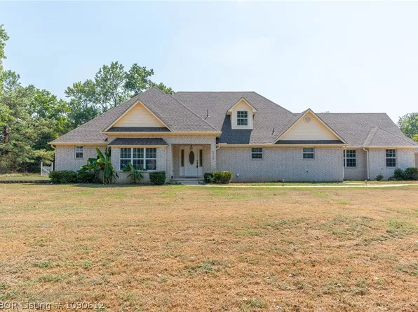 4812 Skywood Dr, Fort Smith, AR 72904