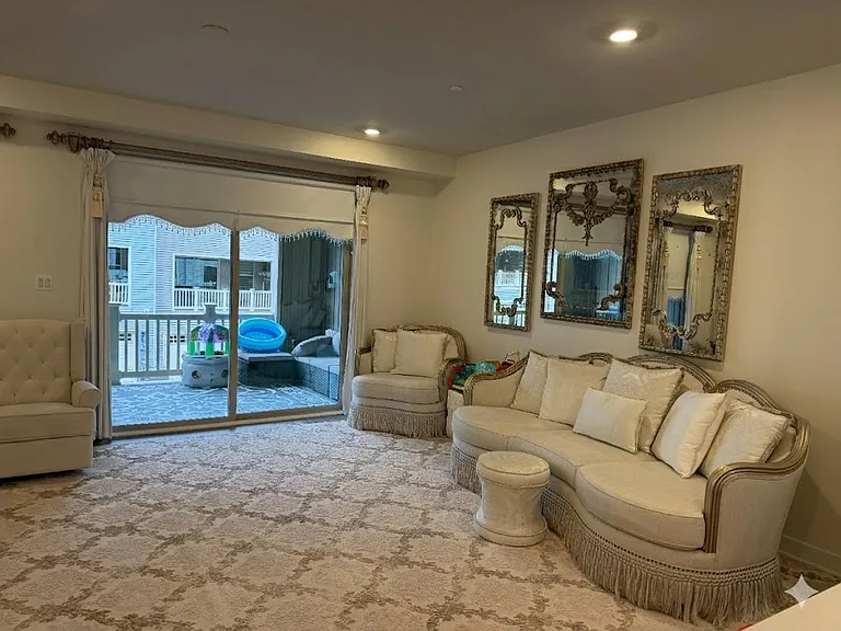 10111 Bluegill St — Photo 4