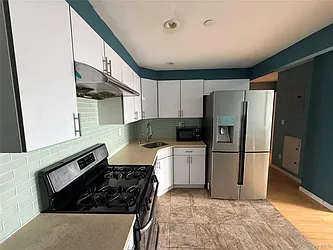 143-28 41st Avenue, #8C