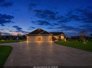 E9353 Gordon Rd, Fremont, WI 54940