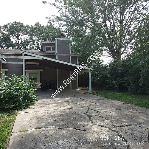 5733 SW 20th St Photo 1