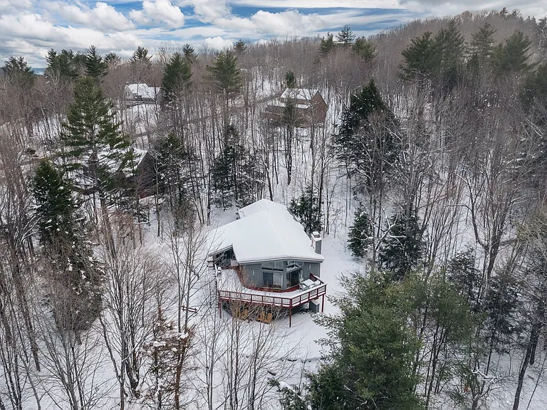 2364 Willard Rd — Photo 30