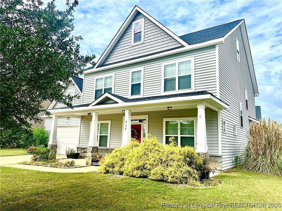 1st image of 939 Ronald Reagan Dr