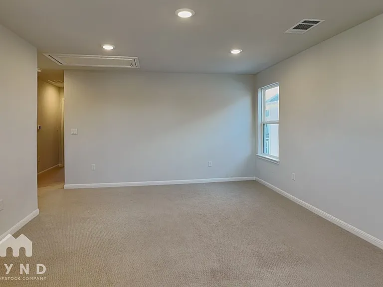 8003 Andravida Dr — Photo 12