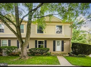 1 Woodenbridge Ct, Reisterstown, MD 21136