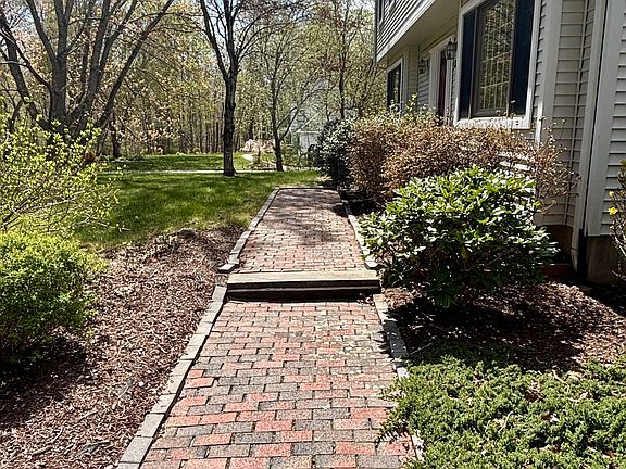 2nd image of 270 North Bride Brook Road