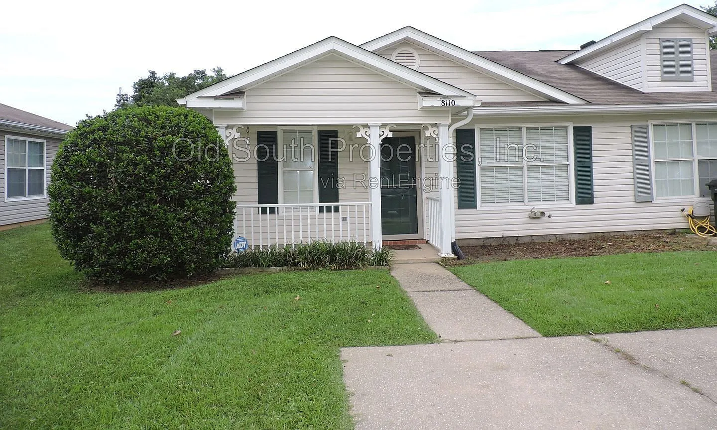 2 bed, 1.0 bath, 864 sqft, $1,200 — Photo 1