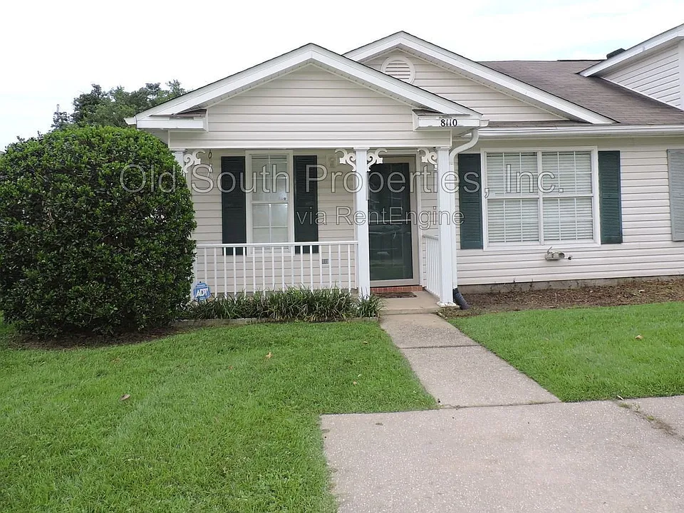 8110 Heirloom Dr