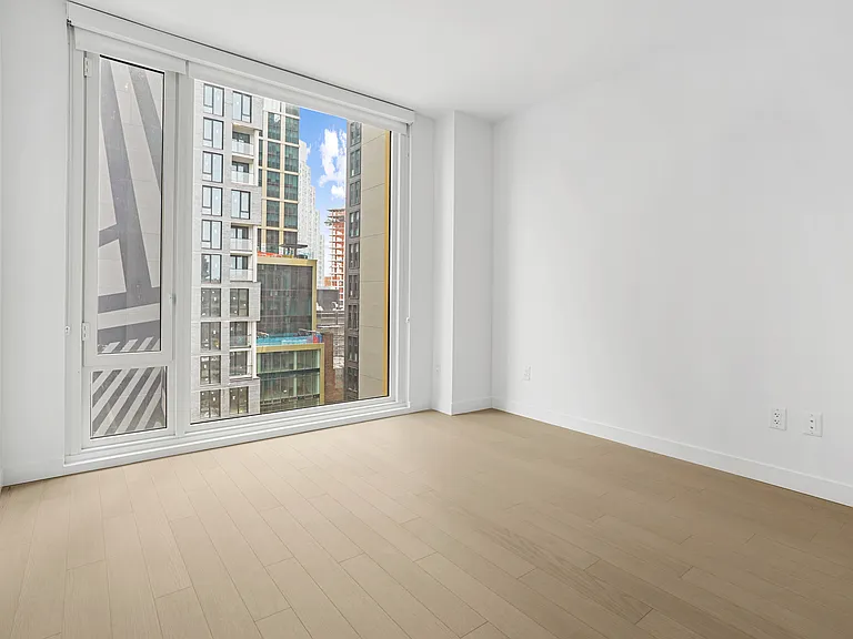 310 Livingston St #1505 — Photo 10