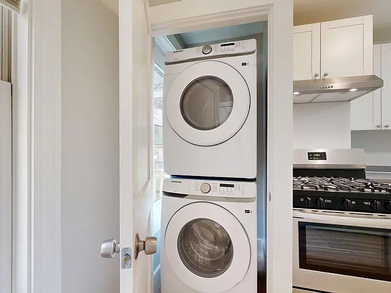 205 Chelsea St #3 — Photo 19