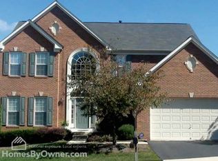 47432 River Falls Dr, Sterling, VA 20165