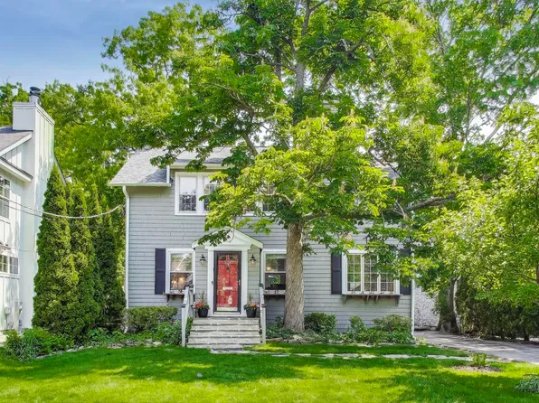 925 Judson Ave, Highland Park, IL 60035