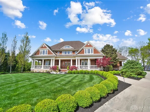 8106 Country Brook Ct, Springboro, OH 45066