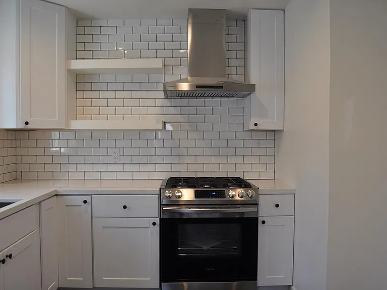 3701 S Saint Andrews Pl #1 — Photo 7