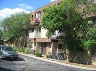 6701 W Irving Park Rd #1-F, Chicago, IL 60634