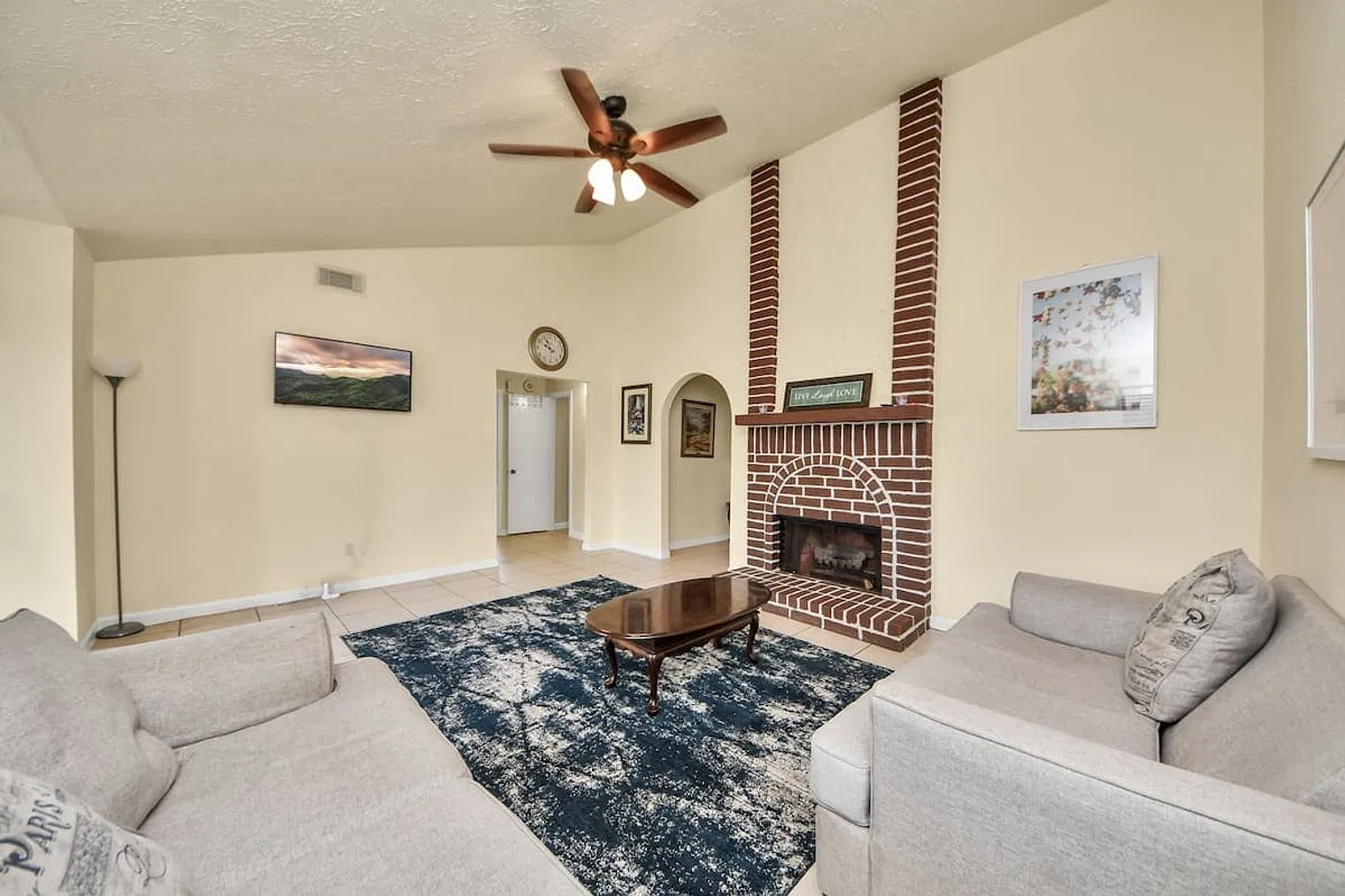 9 bed, 4.0 bath, $23,910 — Photo 2