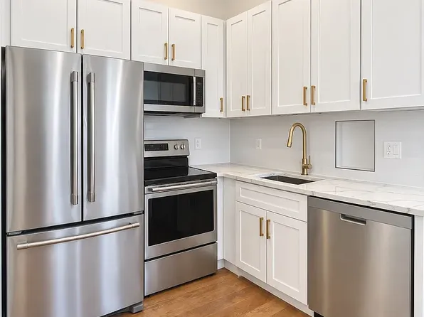 704 Decatur St, Brooklyn, NY