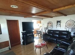 321 N Market St, Carmichaels, PA 15320