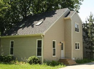 317 S Harrison St, Batavia, IL 60510