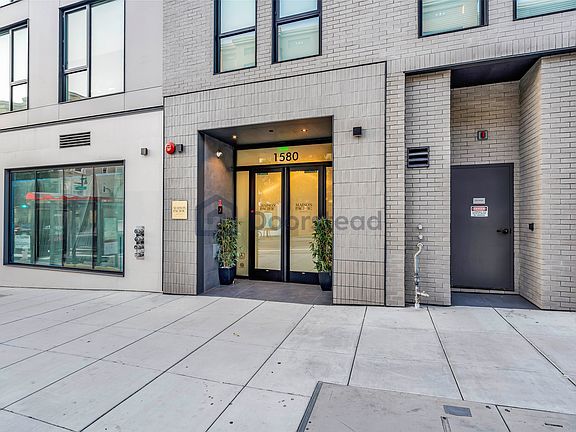 4th image of 1580 Pacific Ave #402