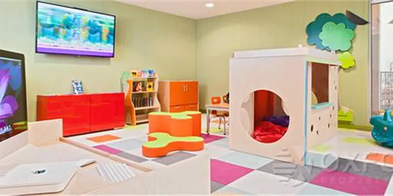 Sold by Oxford Property Group | media 9