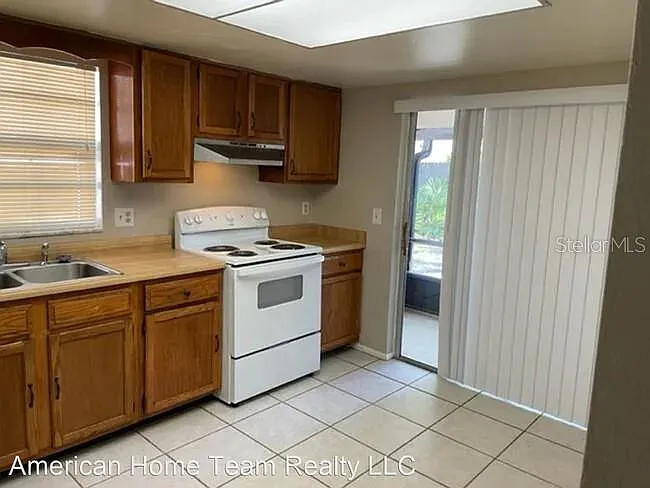 1311 Alfonzo Cir — Photo 8