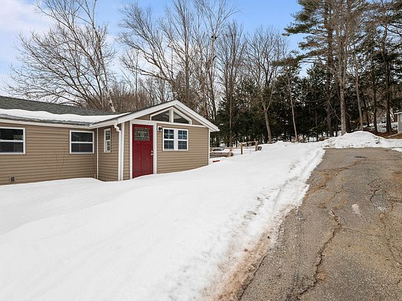 3rd image of 7 Spring Street