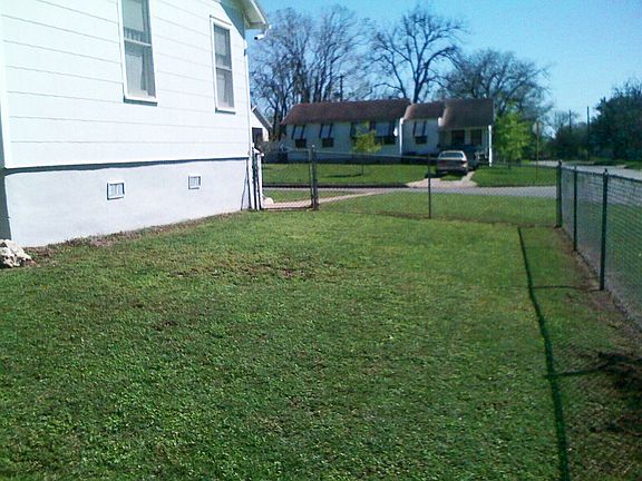 3rd image of 501 McDougal Ave