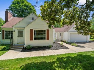 1489 Earhart Ave, Akron, OH 44320