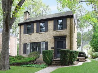 232 Wood Ct, Wilmette, IL 60091