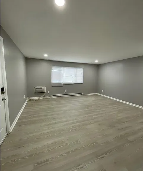 2699 W Garrison Ave #301 — Photo 2
