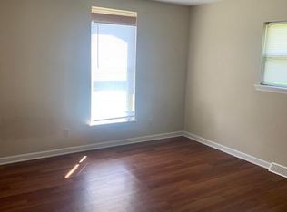 1213 Candlelite Dr, Greenfield, IN 46140