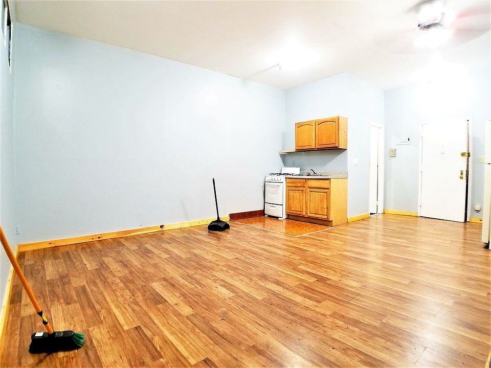 1st image of 309 Scholes St #103A