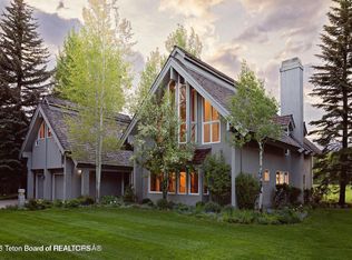 3065 N Mountain Maple Ln, Wilson, WY 83014