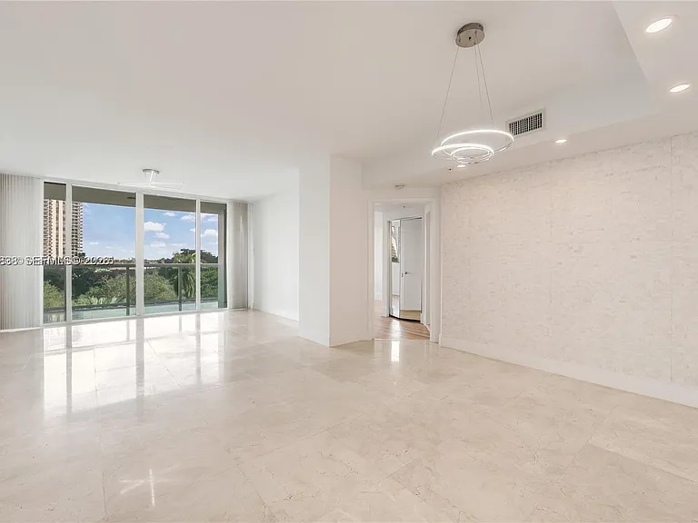 19400 Turnberry Way #321 — Photo 5