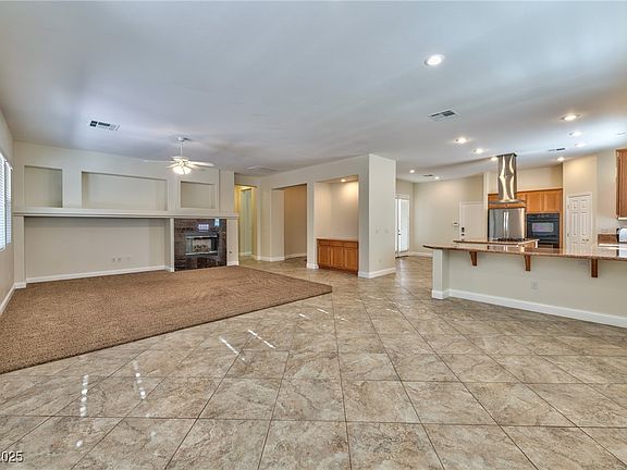4th image of 10418 Stanberry Ave