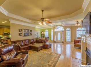 4934 Cove Valley Dr SE, Owens Cross Roads, AL 35763