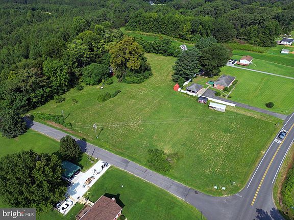 4th image of 18214 Minor Ln