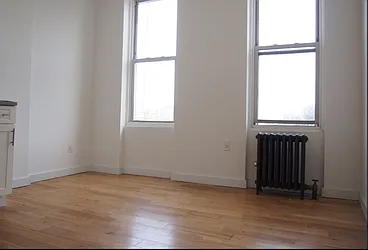 Rented by Evergreen Realty & Investments