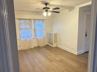 30 Wilson Ter #3, Staten Island, NY 10304