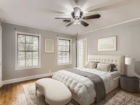 512 Park Ln, Cleveland, TX 77327