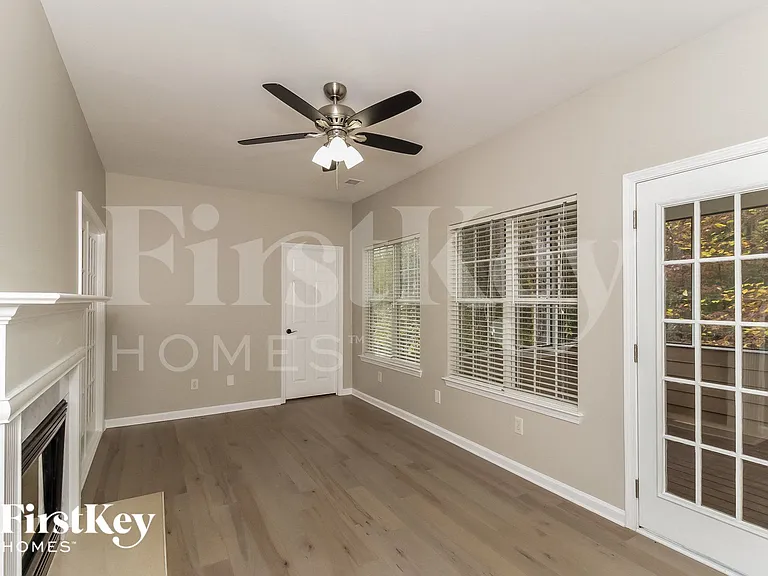 32 Soapstone Ln — Photo 4