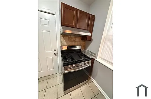 7548 S Stewart Ave Photo 1