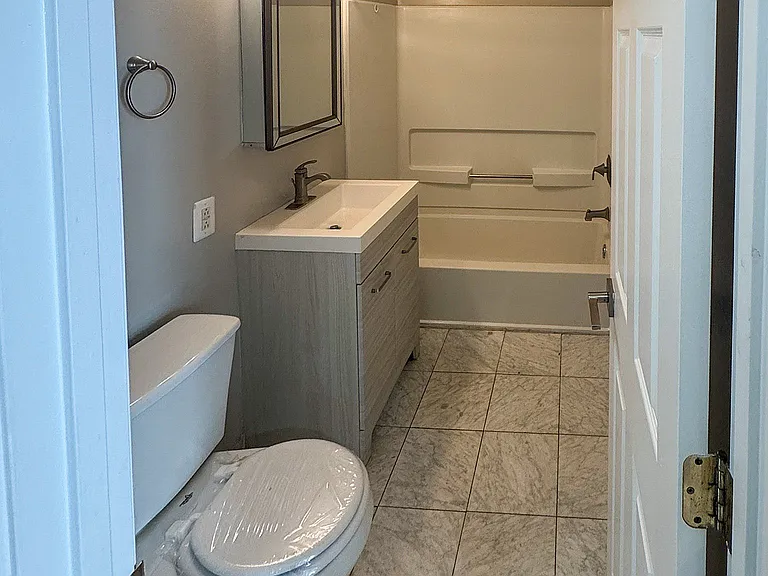 Campus Apartments — Photo 13