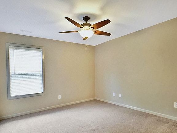 5th image of 26 Briarpatch Ln