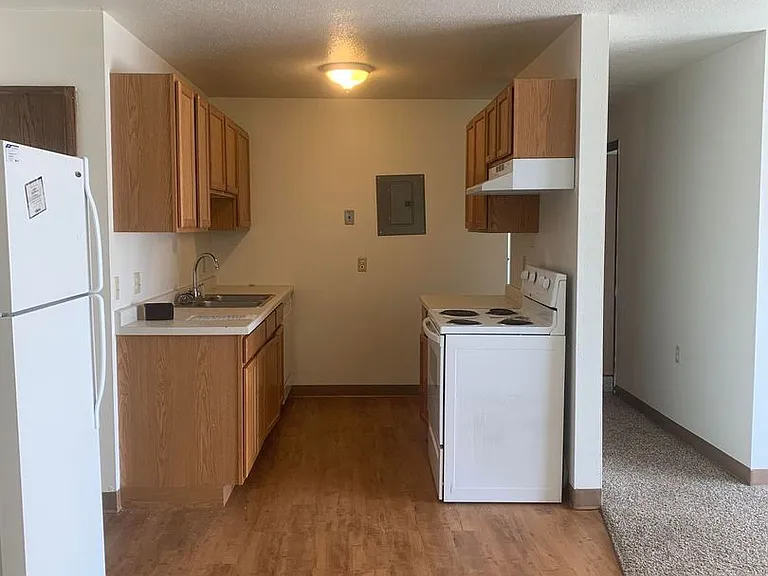 Park Place West Apartments — Photo 49